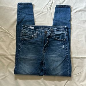 American Eagle Hi-Rise Jegging- Distressed Brilliant Blue